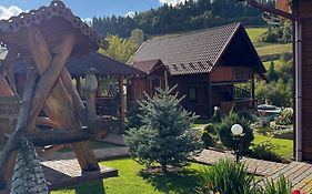 Плав'янська Садиба